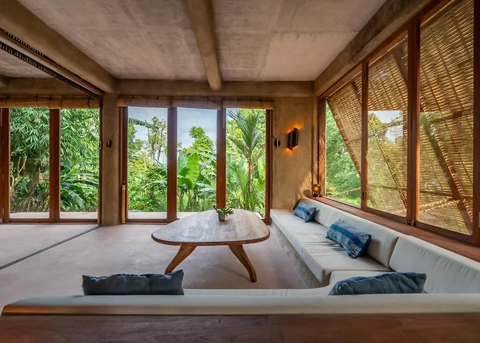 Aira Ubud 4*